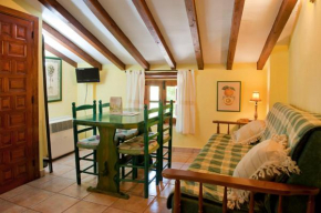 One bedroom appartement with balcony and wifi at Robledillo de Gata